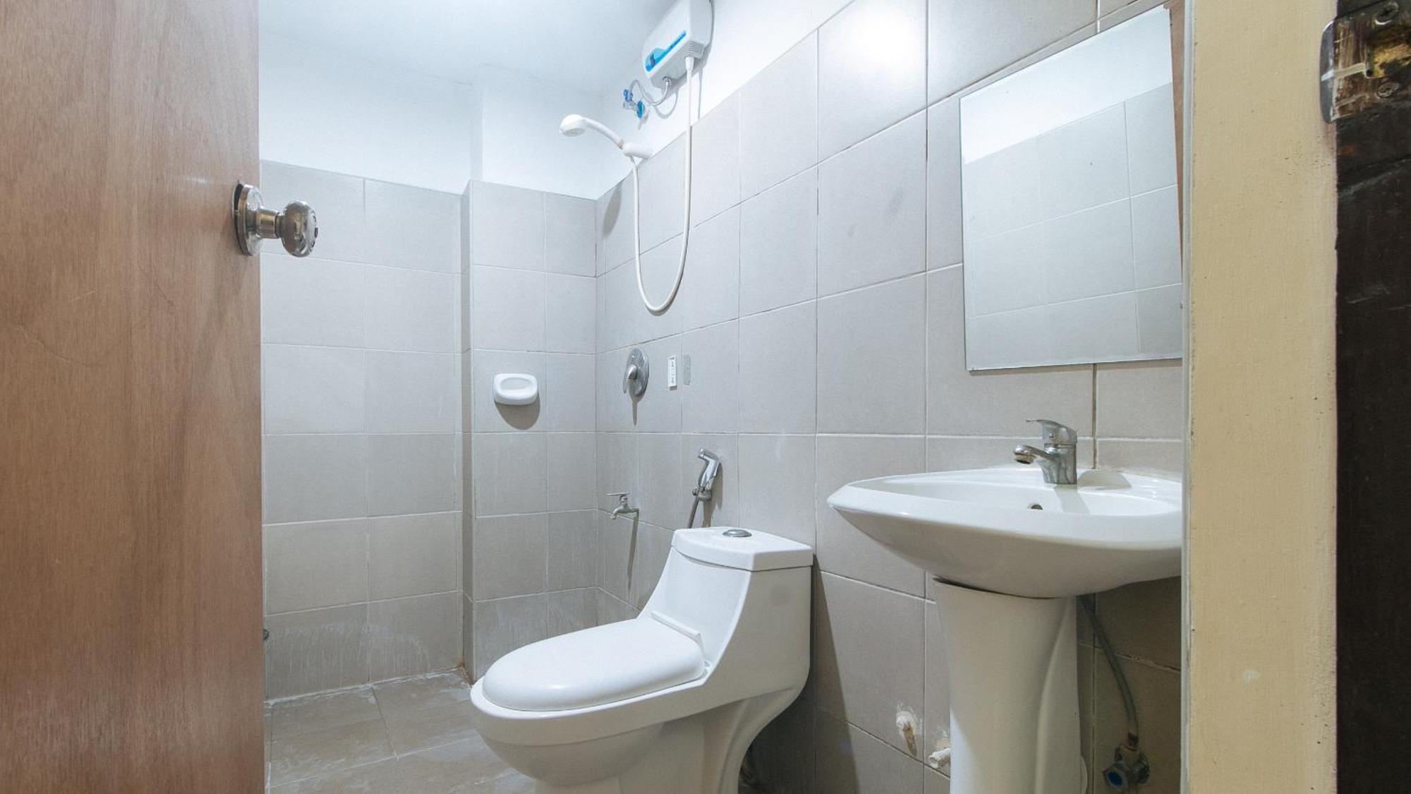 Reddoorz Near Sm City Muntinlupa San Pedro  외부 사진